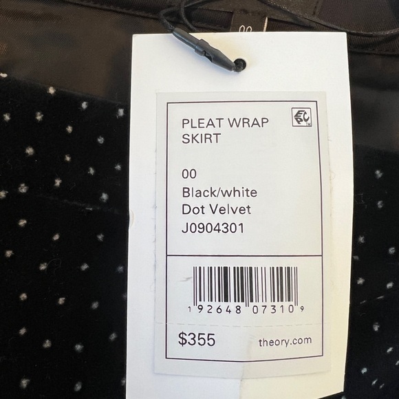 NEW Theory Velvet Pleated Wrap Skirt Black Polka Dot size 00 - Picture 6 of 9